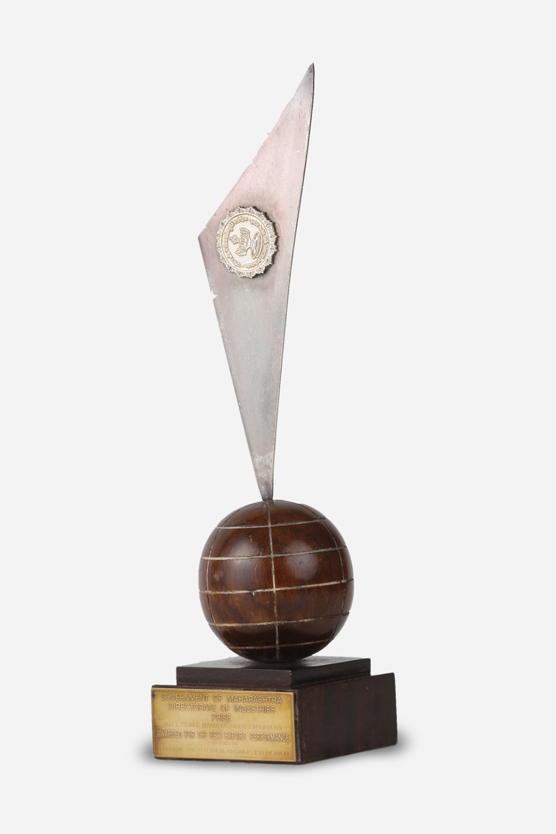 1999 2000 ESC Sectoral Award HIGHEST EXPORT IN COMPUTER HARDWARE Advance Technology Devices Tandon Group GB 1